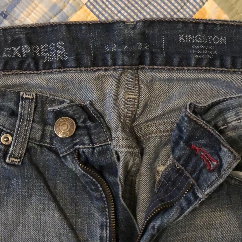 Express Jeans - Picture 2 of 3